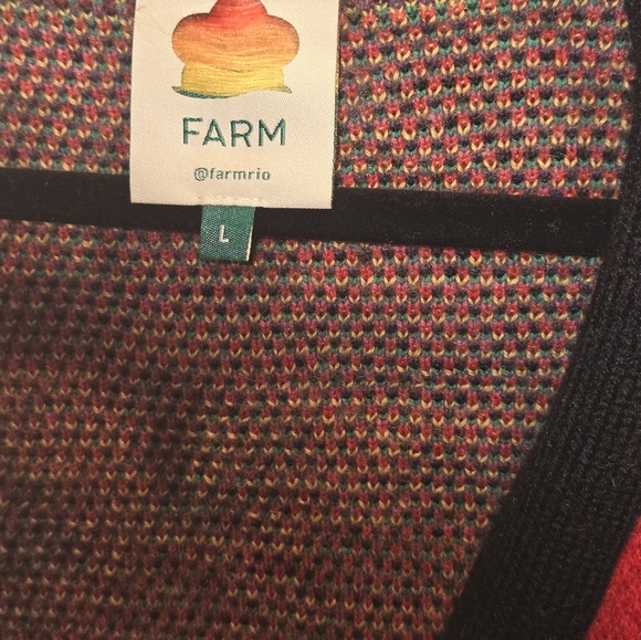 LIKE NEW FARM RIO - Picture 2 of 3